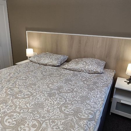 Aparthotel Narva Ngoại thất bức ảnh